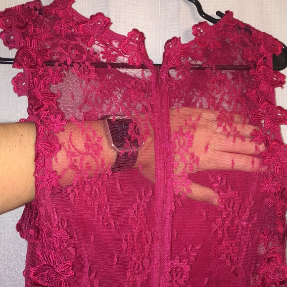 L’Atiste Lace Wine Dress - Picture 7 of 8